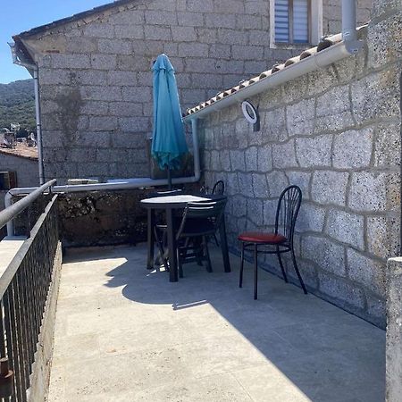 Bel Appartement Au Coeur Du Village De Sartene Buitenkant foto